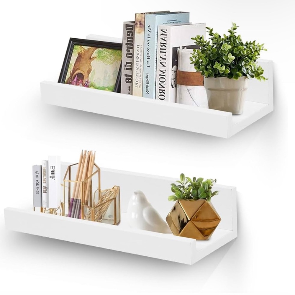 Set of 4 white wooden shelves